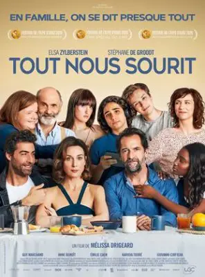 Regarder Tout nous sourit en Streaming Gratuit Complet VF VOSTFR HD 720p